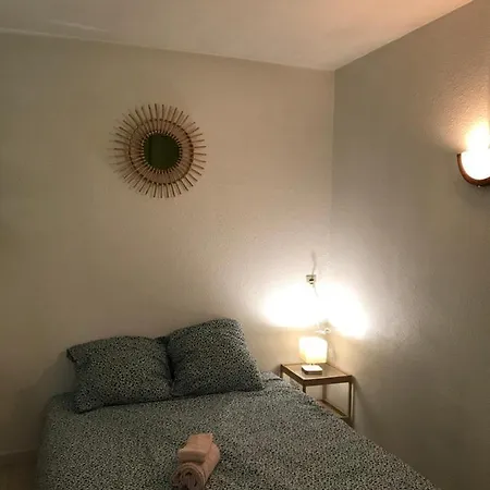 La Maison D'antonin شقة