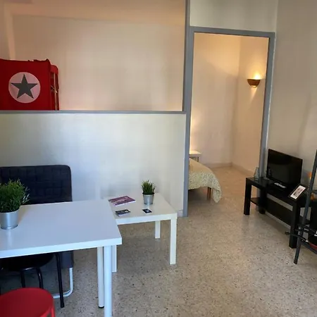 La Maison D'antonin Apartman *