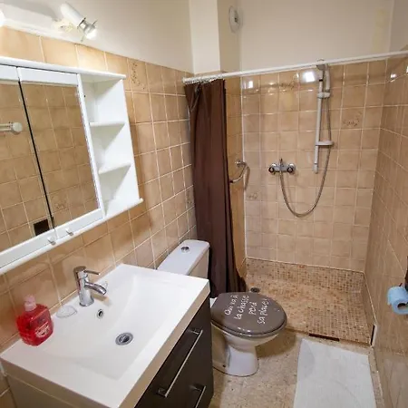 La Maison D'antonin Apartman Nîmes