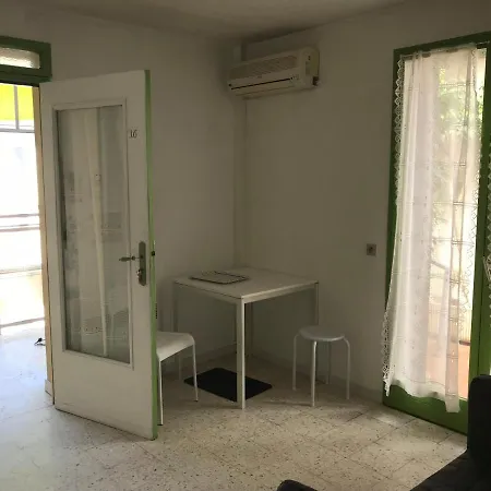 La Maison D'antonin Апартаменты Ним