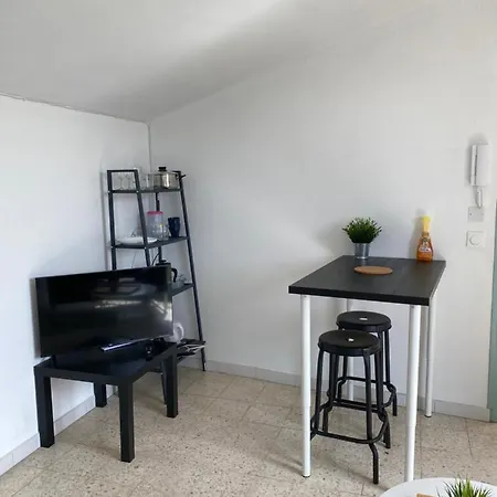 La Maison D'antonin * ニーム