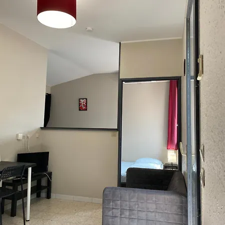 La Maison D'antonin ニーム